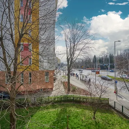 Wyszynskiego With Air Conditioning And Free Parking By Renters * Wroclaw