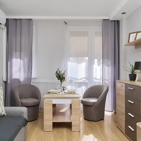 Wyszynskiego With Air Conditioning And Free Parking By Renters Wroclaw